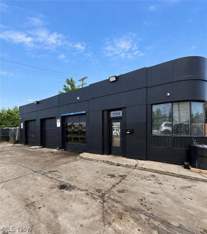 17202 Saint Clair Avenue Cleveland OH 44110