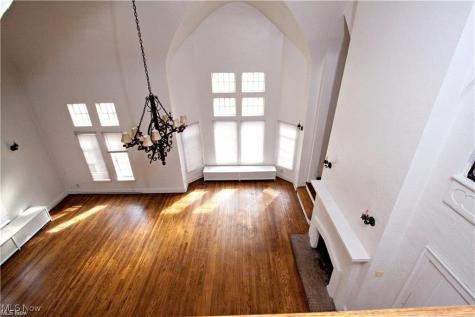 13415 South Woodland Cleveland OH 44120