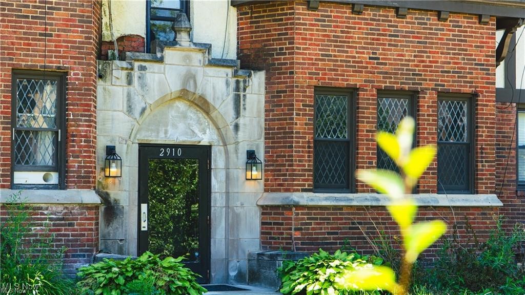 13415 South Woodland Cleveland OH 44120