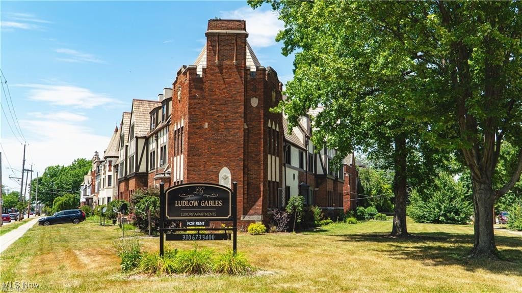 13415 South Woodland Cleveland OH 44120