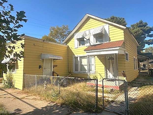 4761 E 173rd Street Cleveland OH 44128