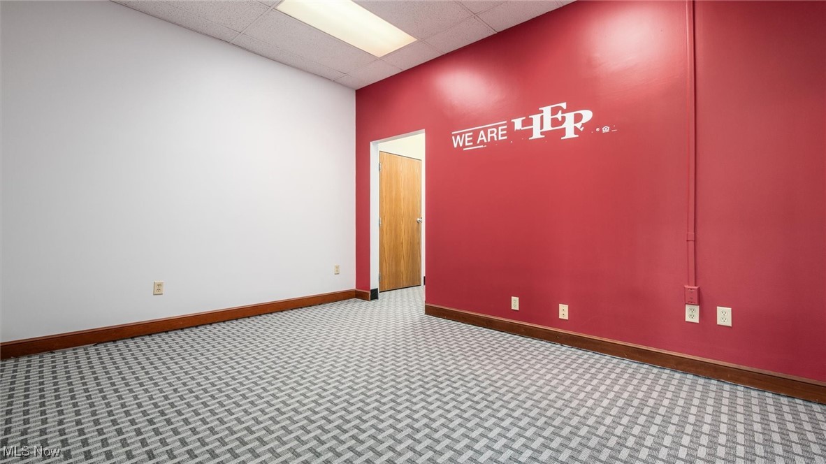 927 Wheeling Avenue Cambridge OH 43725