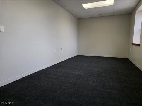 927 Wheeling Avenue Cambridge OH 43725