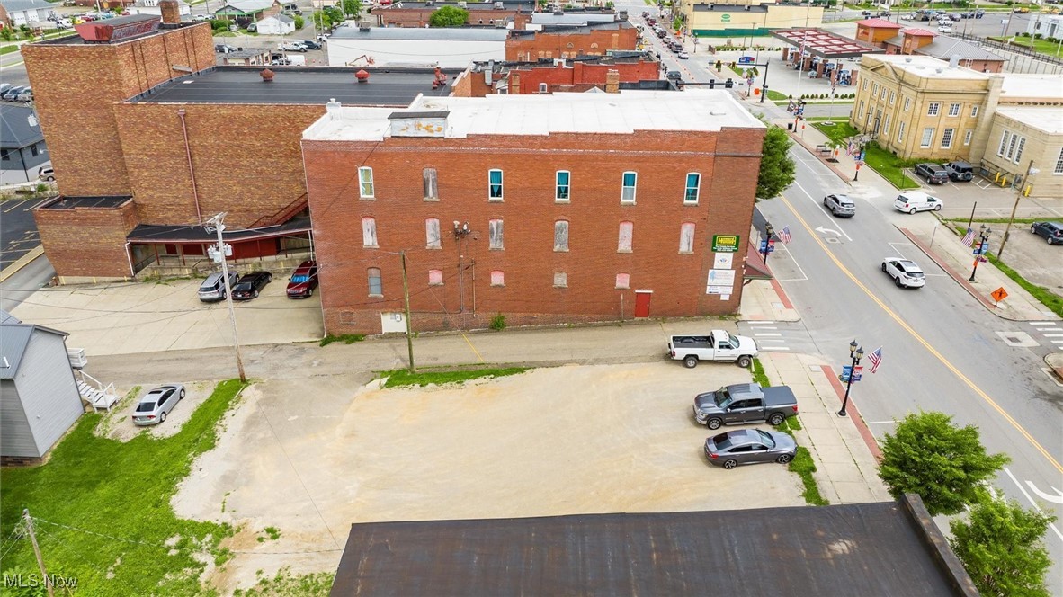 927 Wheeling Avenue Cambridge OH 43725