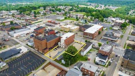 927 Wheeling Avenue Cambridge OH 43725