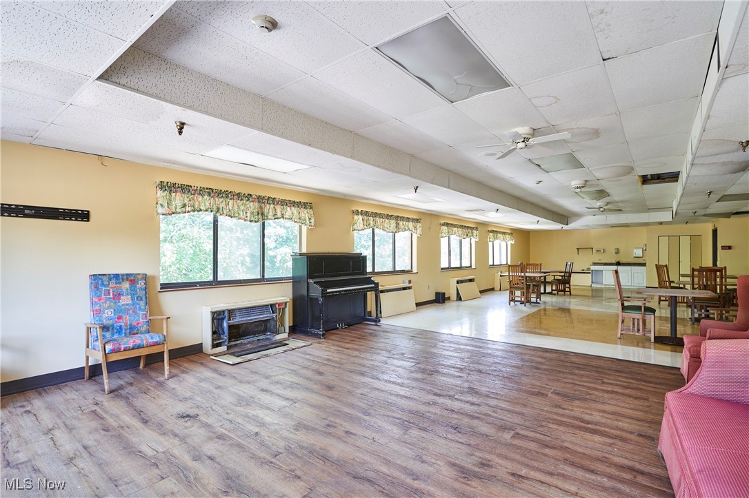 16231 Broadway Avenue Maple Heights OH 44137