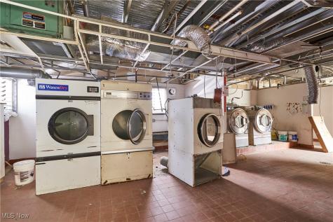 16231 Broadway Avenue Maple Heights OH 44137