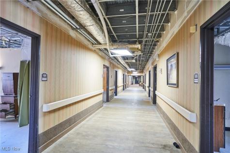 16231 Broadway Avenue Maple Heights OH 44137