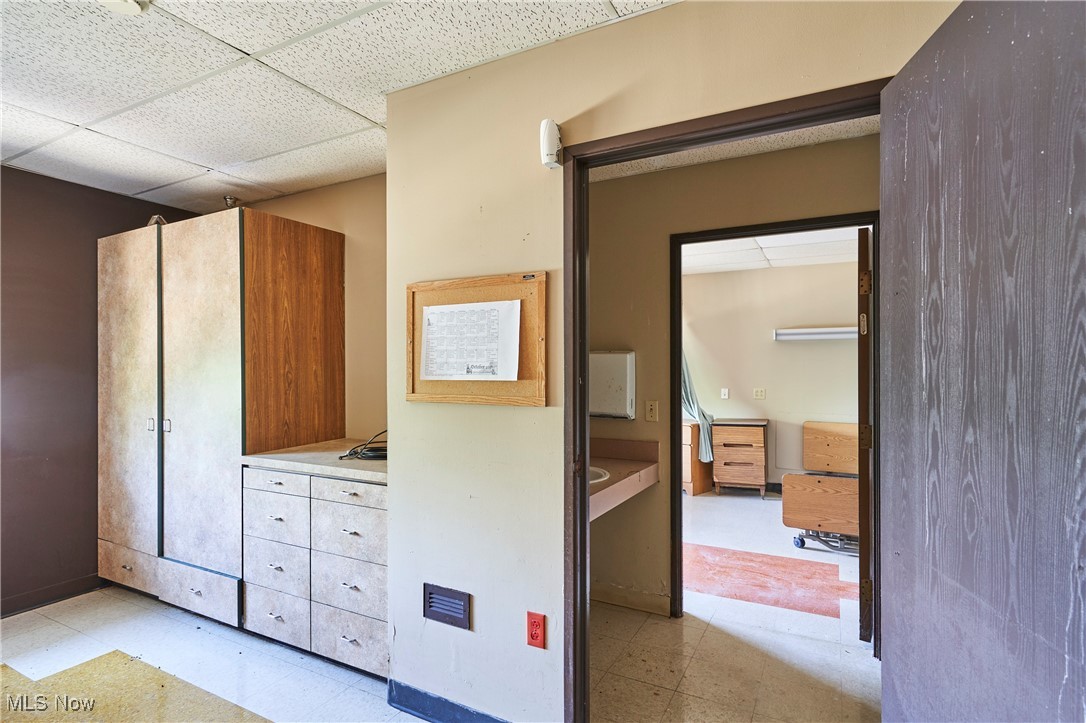 16231 Broadway Avenue Maple Heights OH 44137