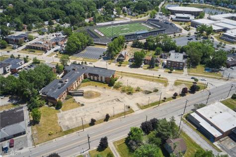 16231 Broadway Avenue Maple Heights OH 44137