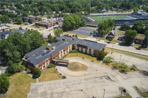 16231 Broadway Avenue Maple Heights OH 44137