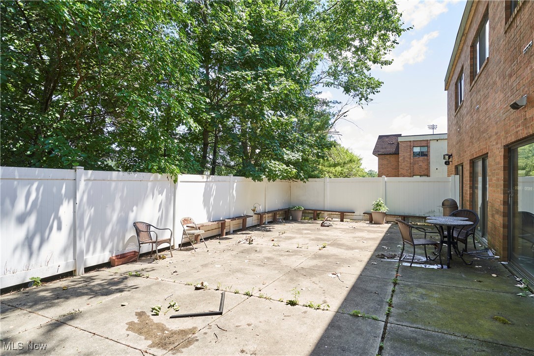 16231 Broadway Avenue Maple Heights OH 44137