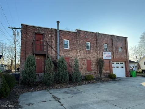 416 W 8th Street Dover OH 44622