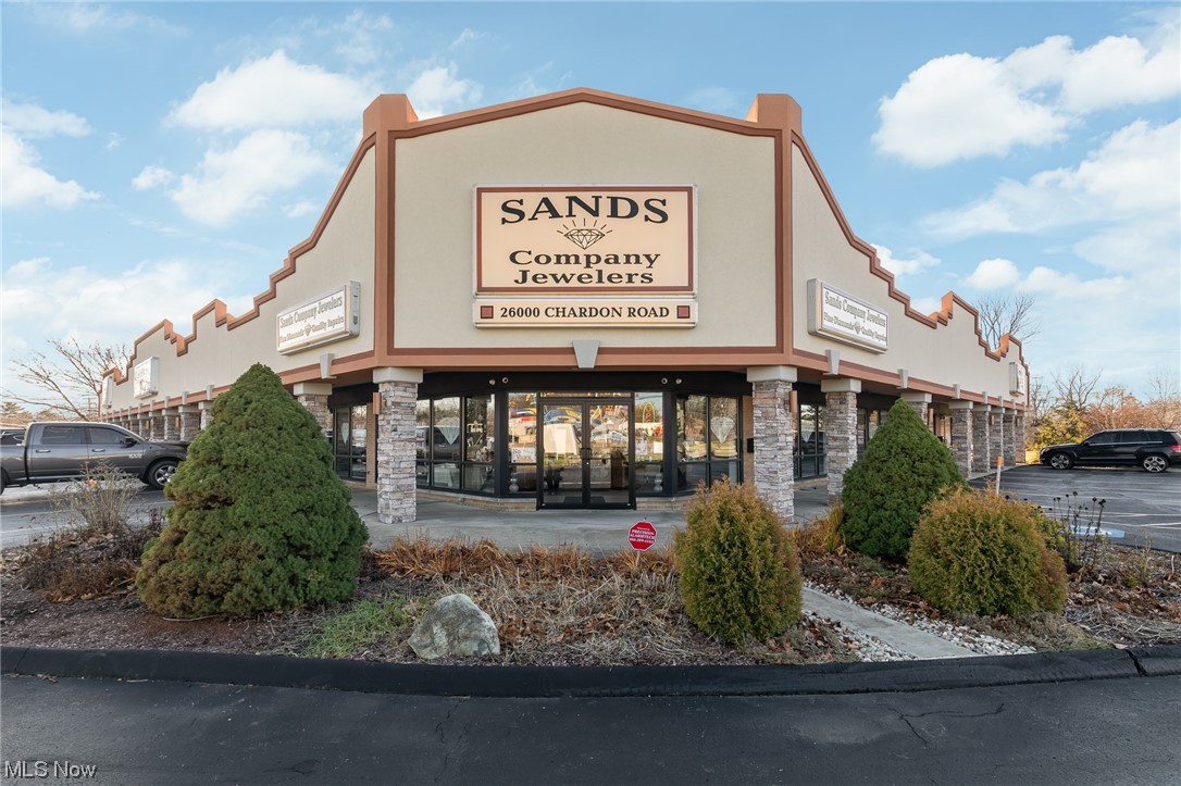 26000 Chardon Road Richmond Heights OH 44143