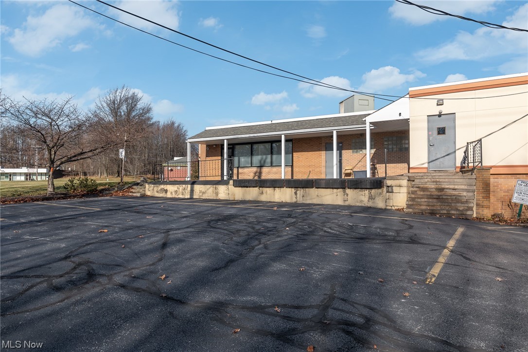 26000 Chardon Road Richmond Heights OH 44143