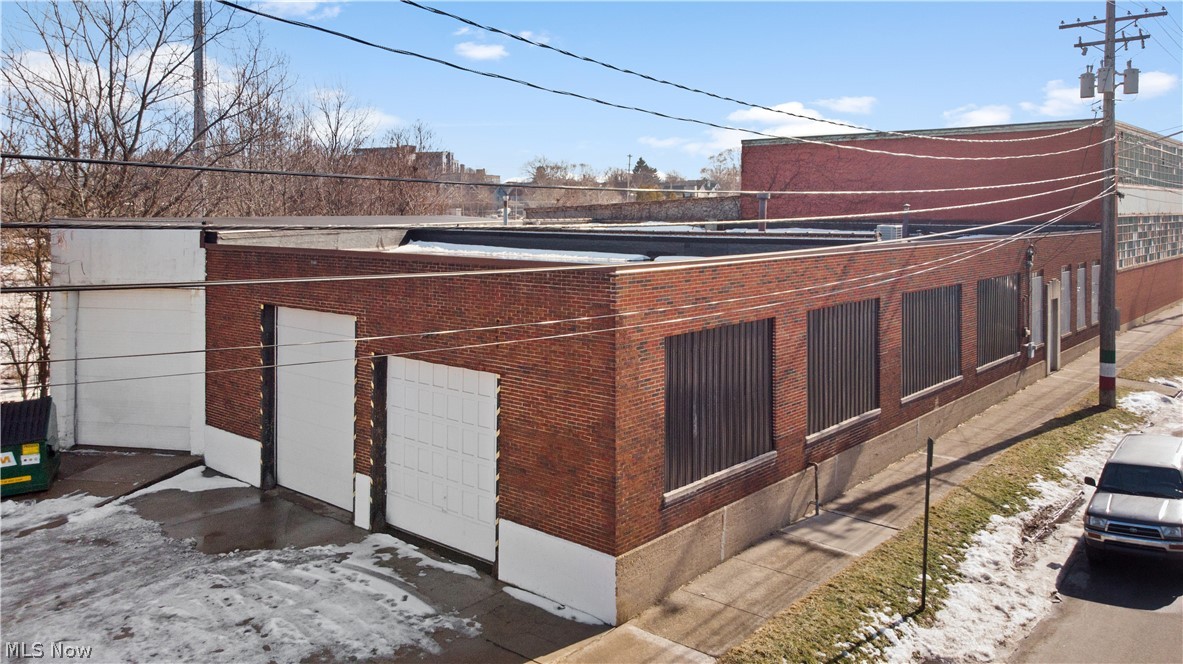 1235 W 65th Street Cleveland OH 44102