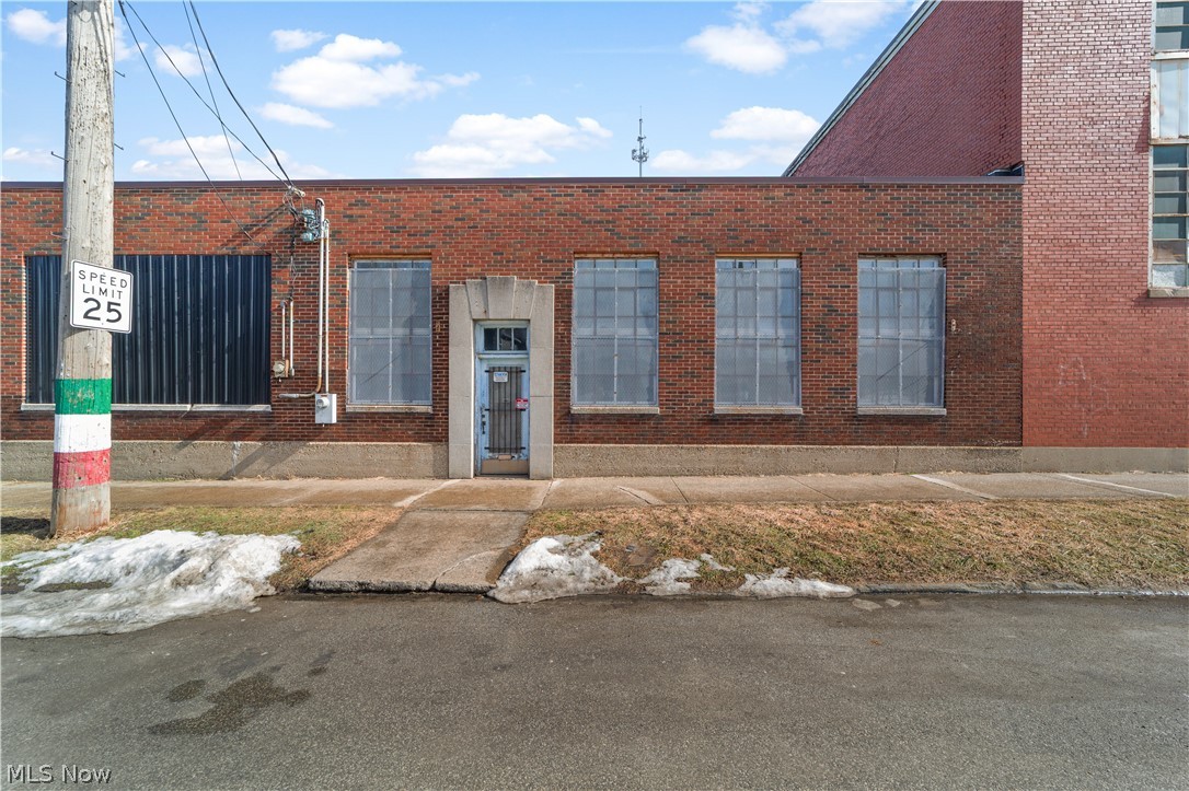 1235 W 65th Street Cleveland OH 44102