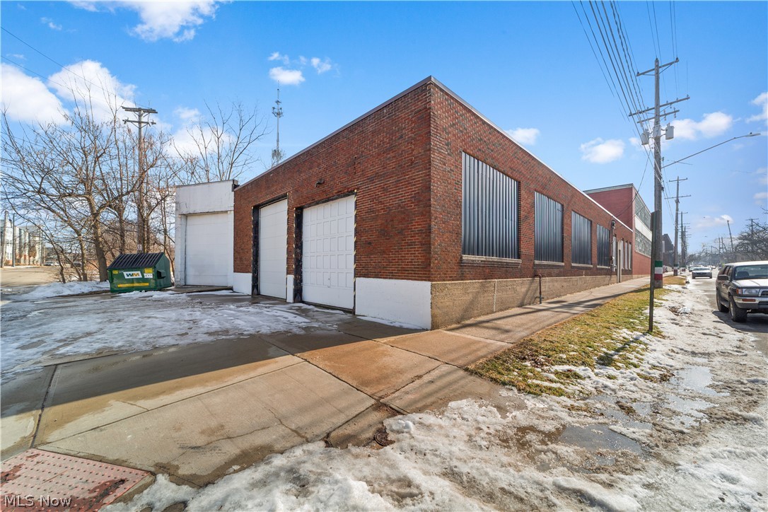 1235 W 65th Street Cleveland OH 44102