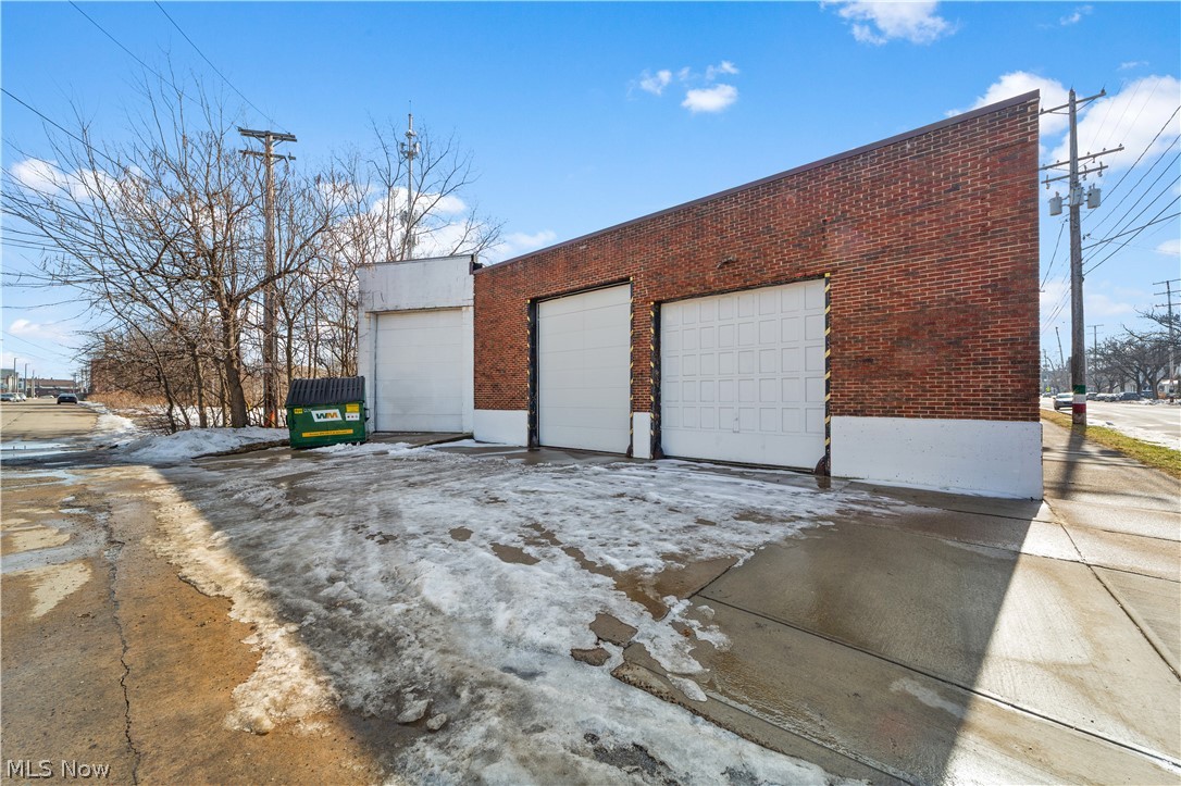 1235 W 65th Street Cleveland OH 44102