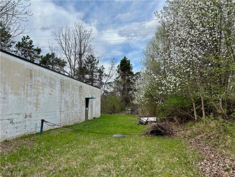 1863 Fenton Avenue Akron OH 44312