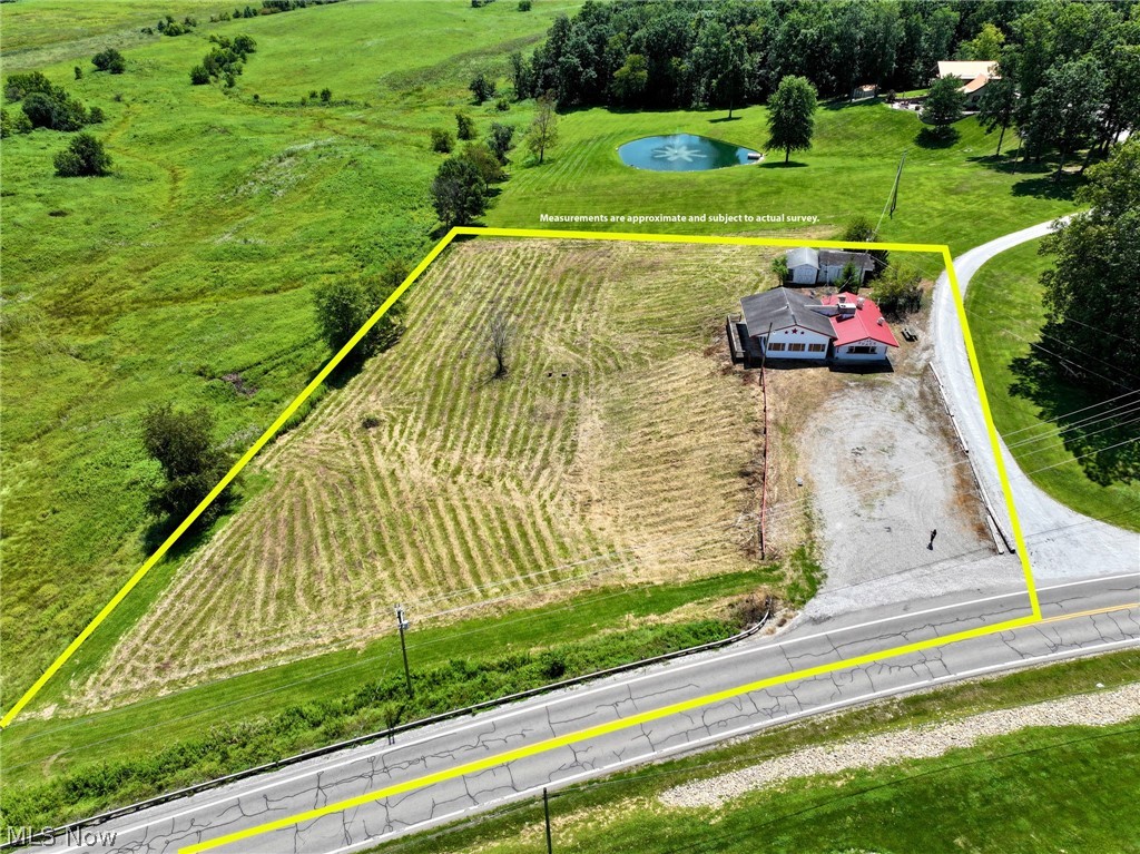 19510 Leatherwood Road Salesville OH 43778