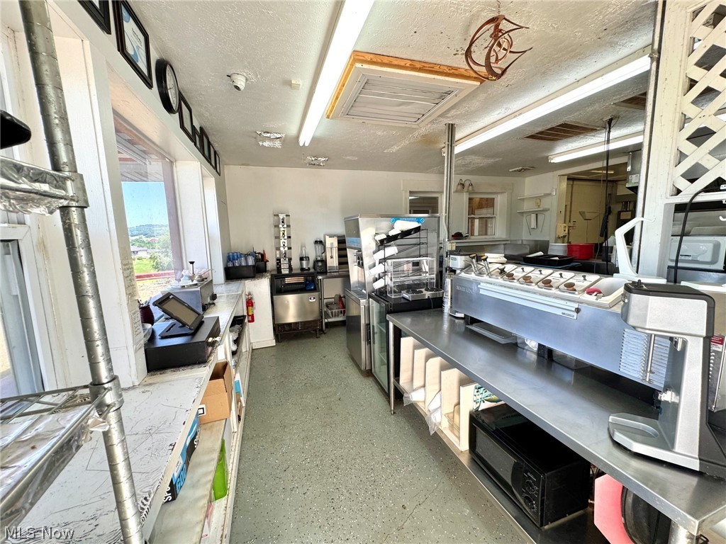 19510 Leatherwood Road Salesville OH 43778