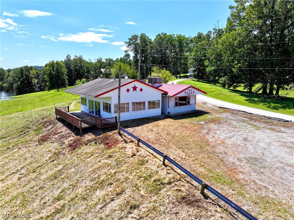 19510 Leatherwood Road Salesville OH 43778