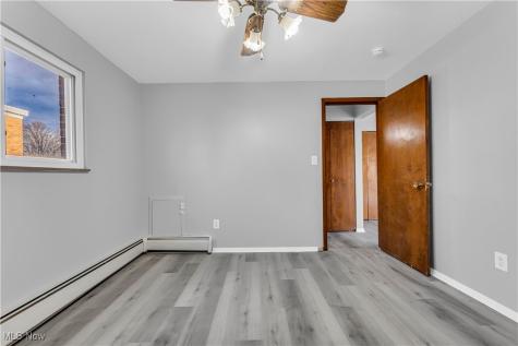 18809 Bella Drive Cleveland OH 44119