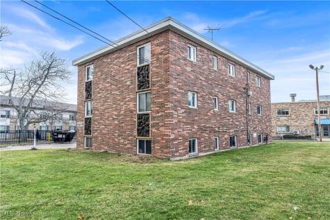 18809 Bella Drive Cleveland OH 44119