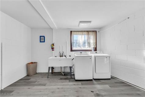 18809 Bella Drive Cleveland OH 44119