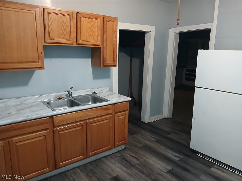 14306 Kinsman Road Cleveland OH 44120