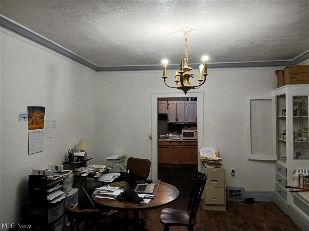 14306 Kinsman Road Cleveland OH 44120