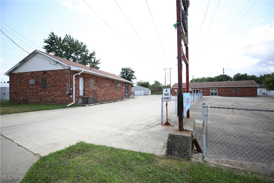 41957 N Ridge Road Elyria OH 44035