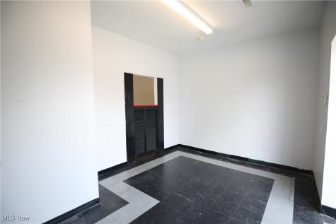 41957 N Ridge Road Elyria OH 44035