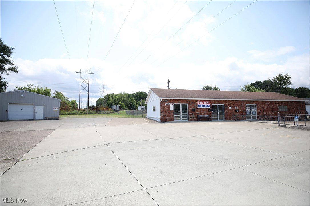 41957 N Ridge Road Elyria OH 44035