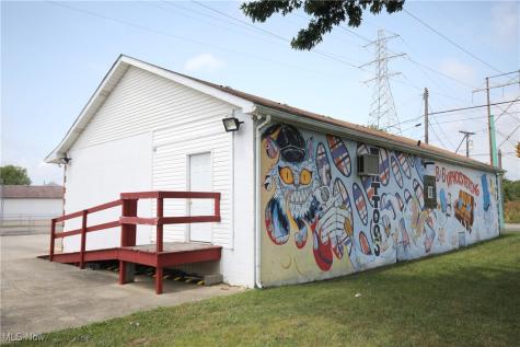 41957 N Ridge Road Elyria OH 44035