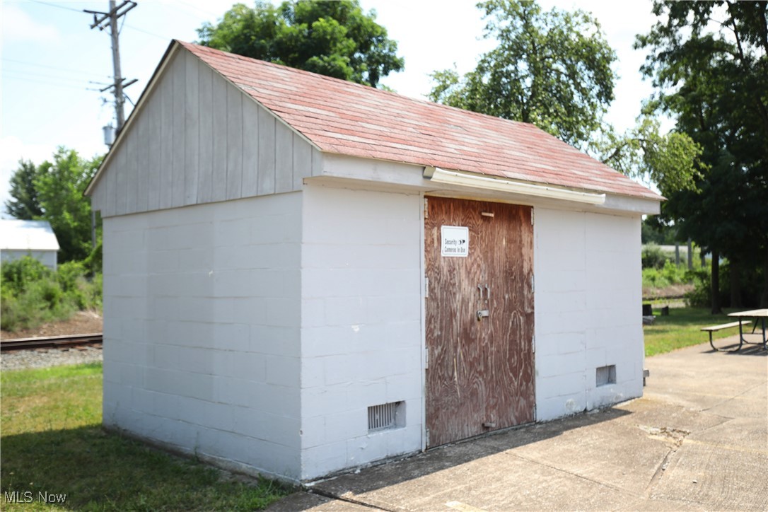 41957 N Ridge Road Elyria OH 44035