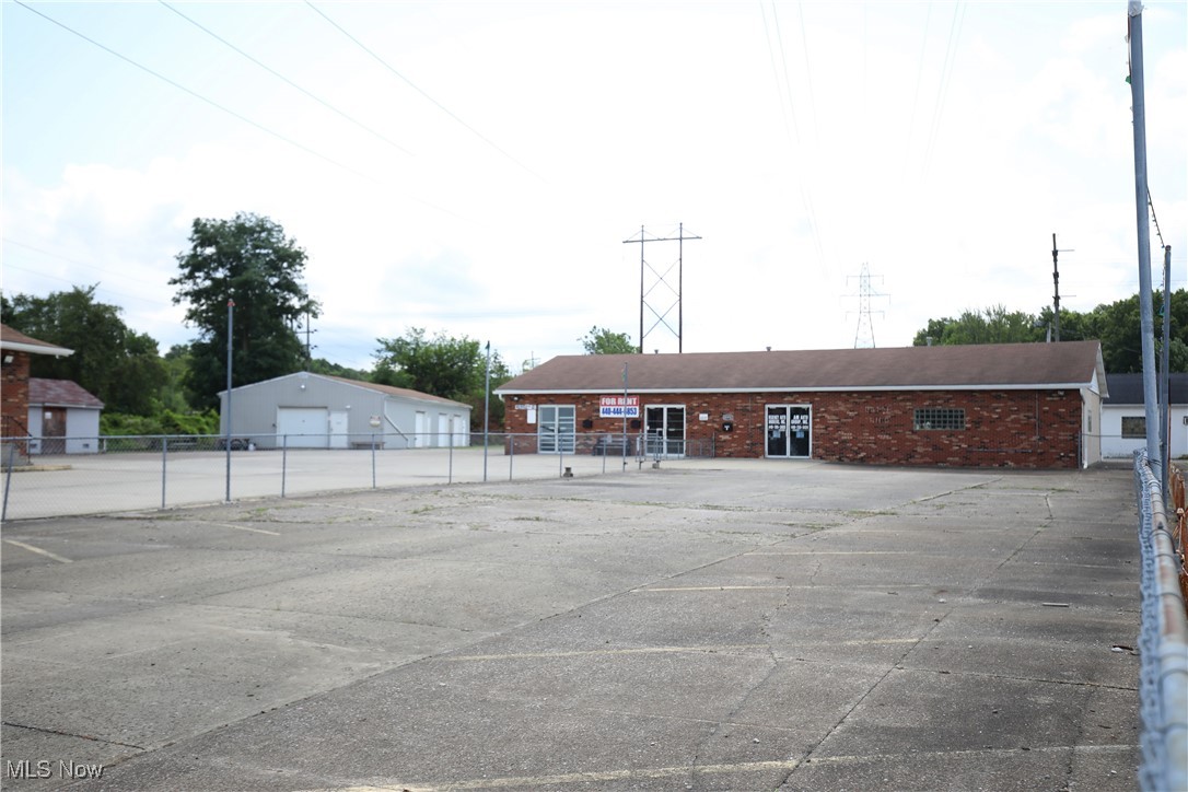 41957 N Ridge Road Elyria OH 44035