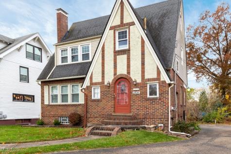 2705 Cleveland Avenue NW Canton OH 44709