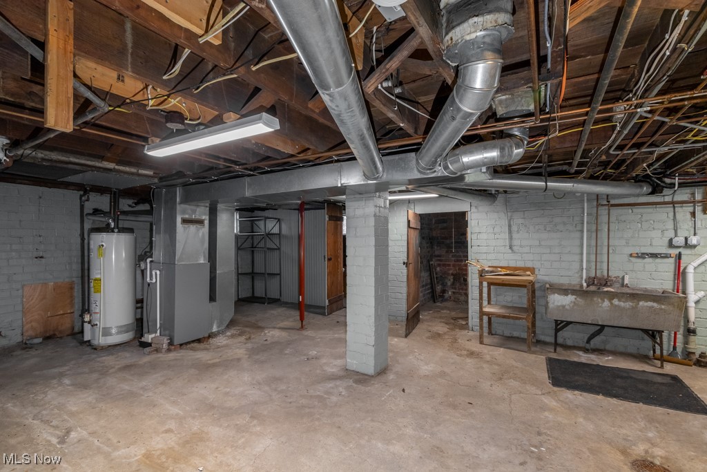 2705 Cleveland Avenue NW Canton OH 44709