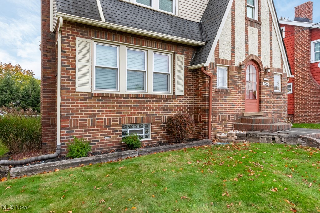 2705 Cleveland Avenue NW Canton OH 44709