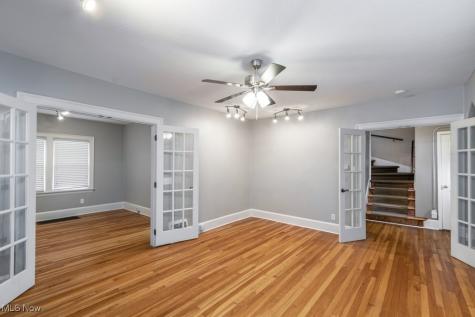 2705 Cleveland Avenue NW Canton OH 44709