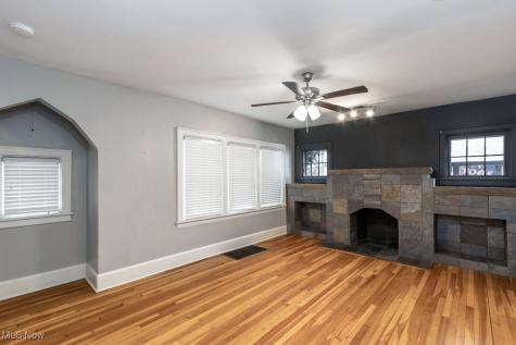 2705 Cleveland Avenue NW Canton OH 44709