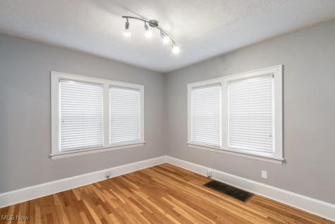 2705 Cleveland Avenue NW Canton OH 44709