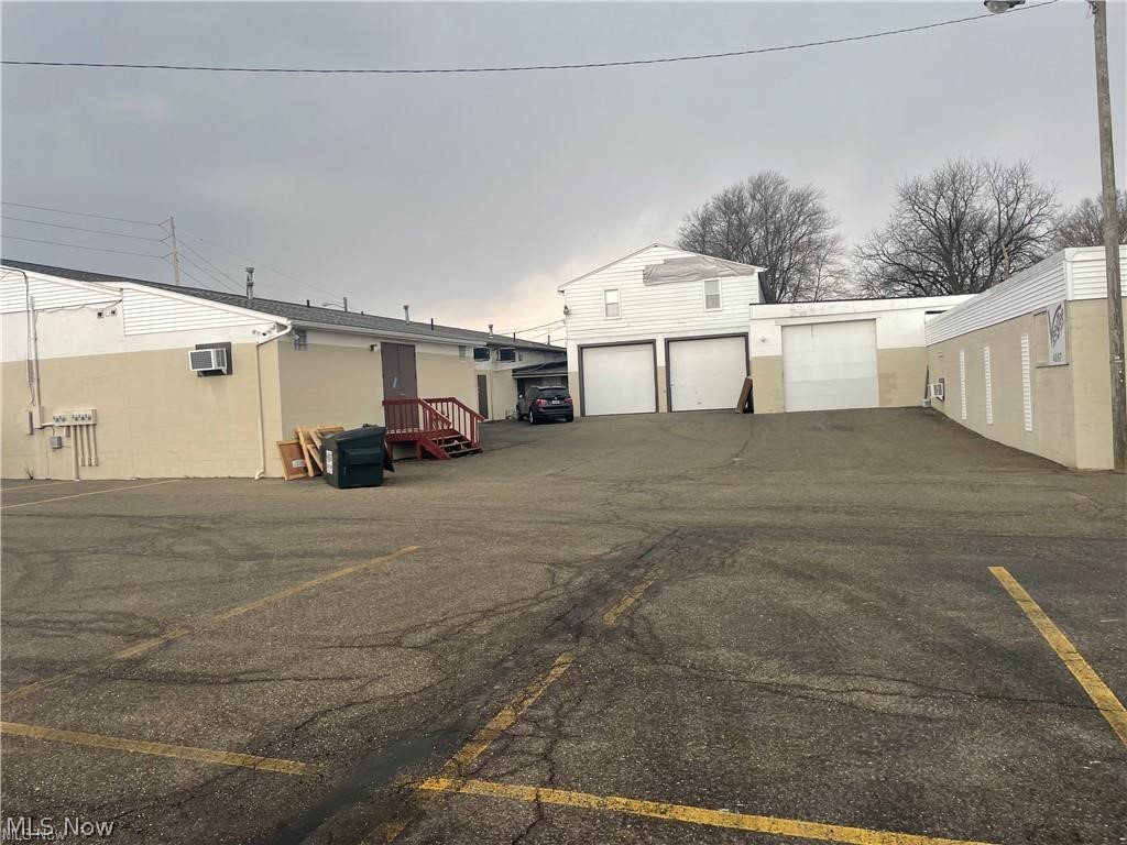 4925 Fulton Drive Nw Canton OH 44718