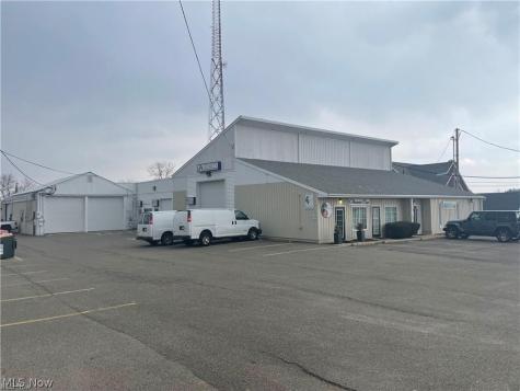 4925 Fulton Drive Nw Canton OH 44718