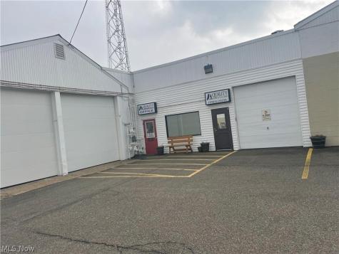 4925 Fulton Drive Nw Canton OH 44718