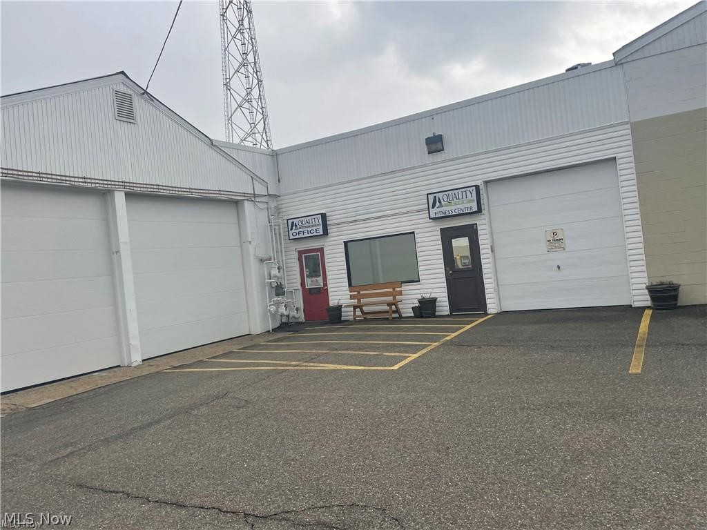 4925 Fulton Drive Nw Canton OH 44718