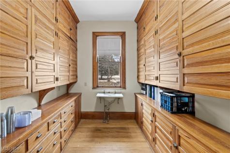 1435 Market Avenue N Canton OH 44714