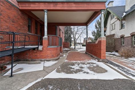 1435 Market Avenue N Canton OH 44714